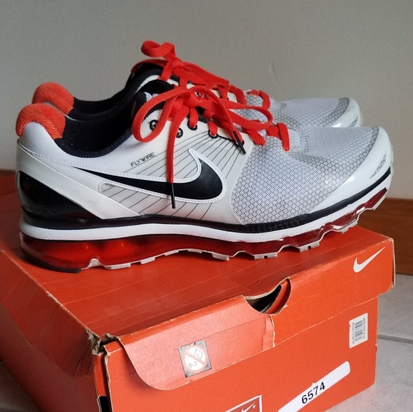 Nike Other - Nike Air Max + Plus 2010